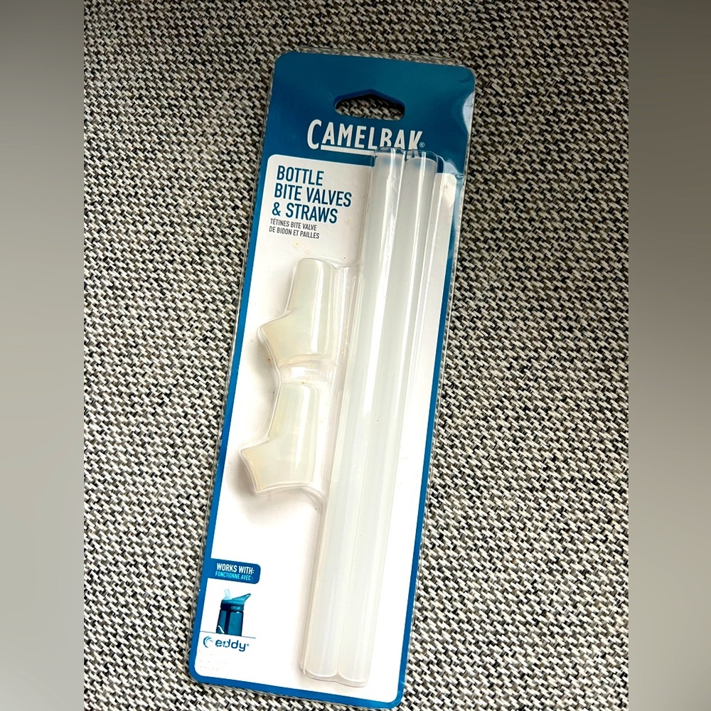 NIP CamelBak Bottle Bite Valves & Straws